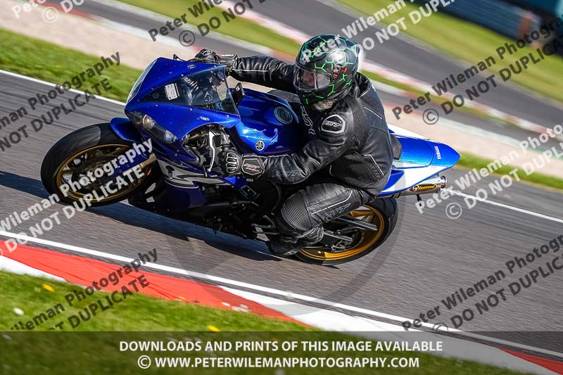 donington no limits trackday;donington park photographs;donington trackday photographs;no limits trackdays;peter wileman photography;trackday digital images;trackday photos